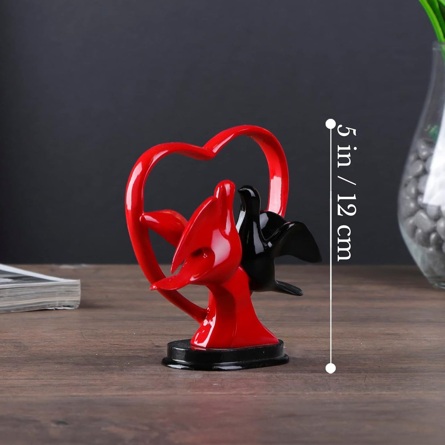 AEVVV Heart Shaped Love Statue - Black Red Love Bird Figurines Home Decor - Love Birds Decor - Heart Figurine - Valentines Day Gifts - Love Couple Figurine