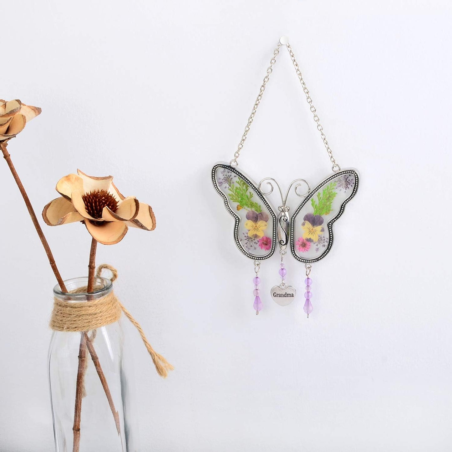 Gifts for Grandma Butterfly Grandma Gifts Real Flowers Wind Chime Butterfly Gifts for Grandma's Birthday Gift Hanging Room Decor Grandma Gifts from Granddaughter Grandson Butterfly Grandma Gift